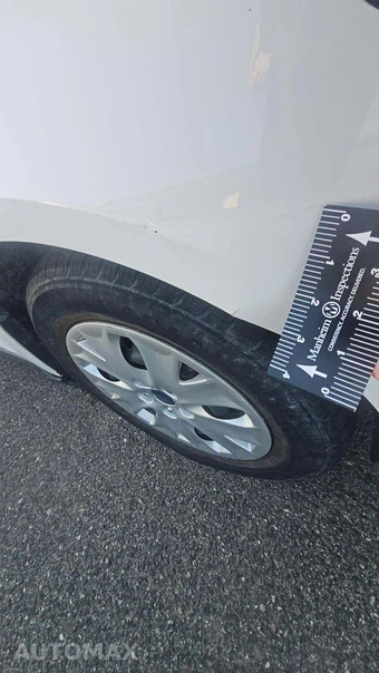 2014 Ford Fusion S – miniatura 31