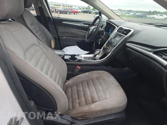 2014 Ford Fusion S – miniatura 8