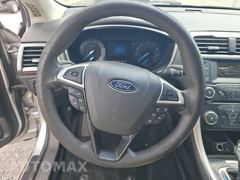 2014 Ford Fusion S - miniatura 10