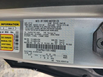 2014 Ford Fusion S - miniatura 14