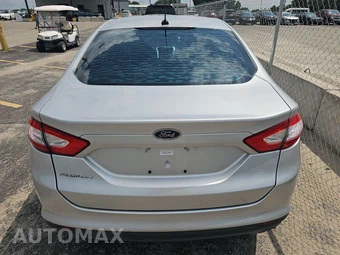 2014 Ford Fusion S - miniatura 5