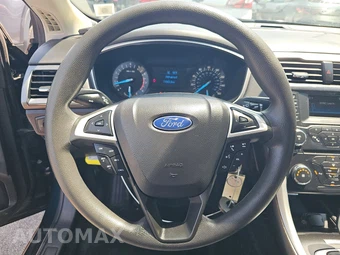 2014 Ford Fusion S - miniatura 10