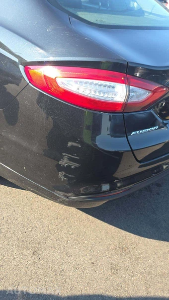 2014 Ford Fusion SE - miniatura 24