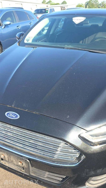 2014 Ford Fusion SE - miniatura 26