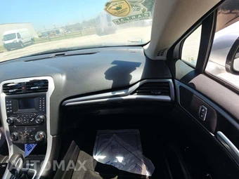 2014 Ford Fusion SE – miniatura 19