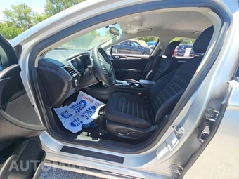 2014 Ford Fusion SE – miniatura 6