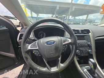 2014 Ford Fusion SE – miniatura 10