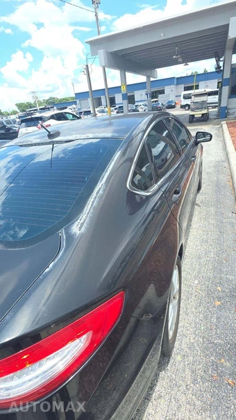 2014 Ford Fusion SE – miniatura 29