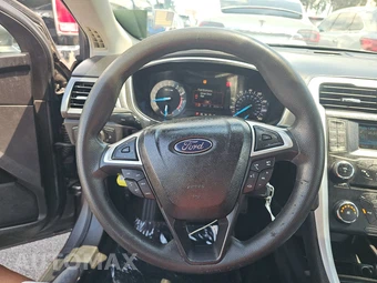 2014 Ford Fusion SE – miniatura 10