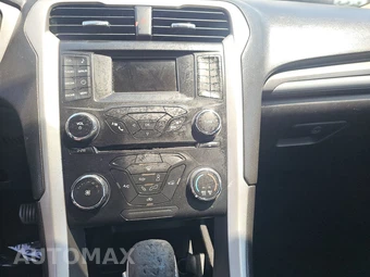 2014 Ford Fusion SE – miniatura 11