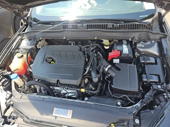 2014 Ford Fusion SE – miniatura 15