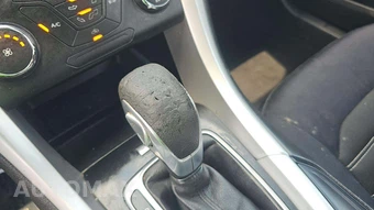 2014 Ford Fusion SE – miniatura 19