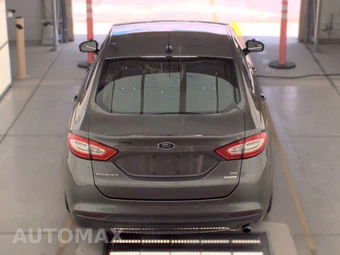 2014 Ford Fusion SE – miniatura 5