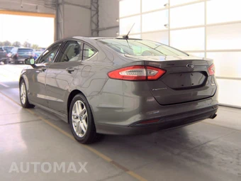 2014 Ford Fusion SE – miniatura 6