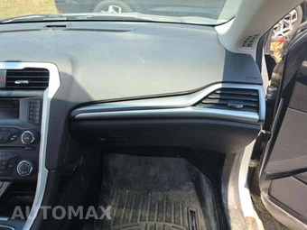2014 Ford Fusion SE – miniatura 19