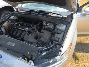 2014 Ford Fusion SE – miniatura 25