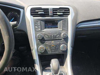 2014 Ford Fusion SE – miniatura 10