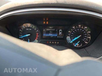 2014 Ford Fusion SE – miniatura 9