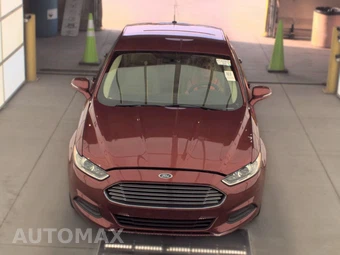 2014 Ford Fusion SE – miniatura 2