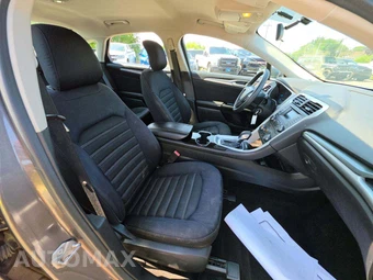2014 Ford Fusion SE – miniatura 18