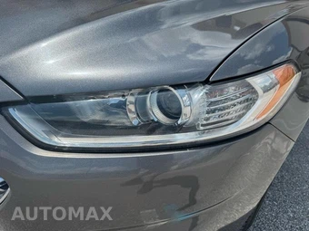 2014 Ford Fusion SE - miniatura 12
