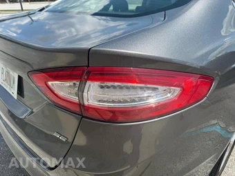 2014 Ford Fusion SE - miniatura 14