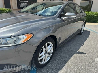 2014 Ford Fusion SE - miniatura 16