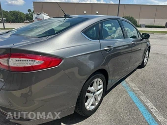 2014 Ford Fusion SE - miniatura 18