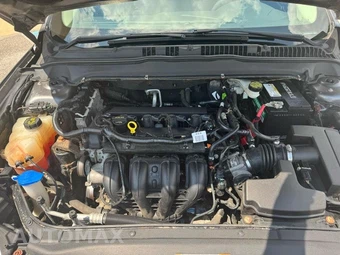 2014 Ford Fusion SE - miniatura 21