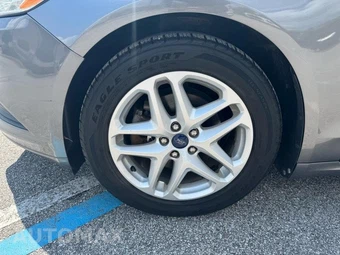 2014 Ford Fusion SE - miniatura 24