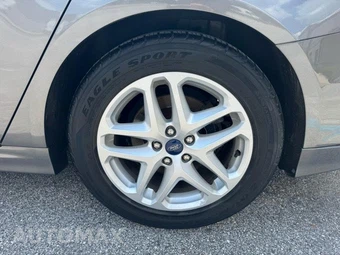2014 Ford Fusion SE - miniatura 25