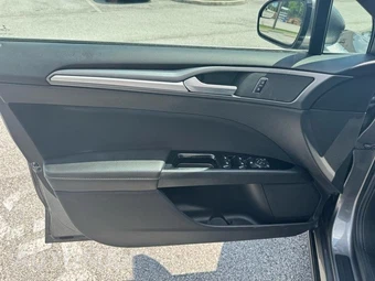 2014 Ford Fusion SE - miniatura 28