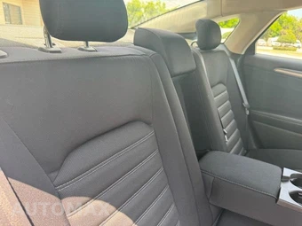 2014 Ford Fusion SE - miniatura 50