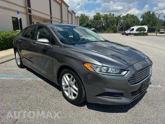 2014 Ford Fusion SE - miniatura 9