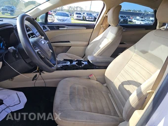 2014 Ford Fusion SE - miniatura 7