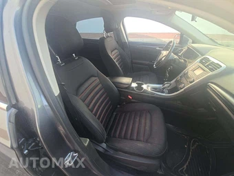2014 Ford Fusion SE – miniatura 15