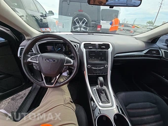 2014 Ford Fusion SE – miniatura 11
