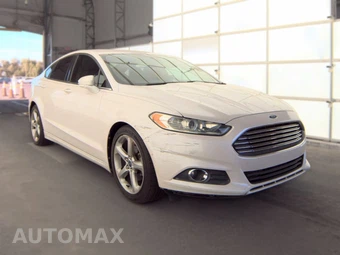 2014 Ford Fusion SE - miniatura 3