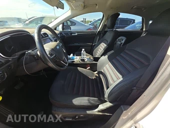 2014 Ford Fusion SE - miniatura 7