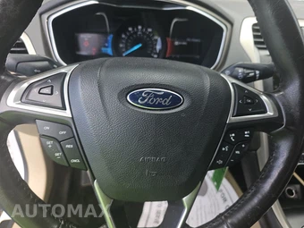 2014 Ford Fusion SE – miniatura 10