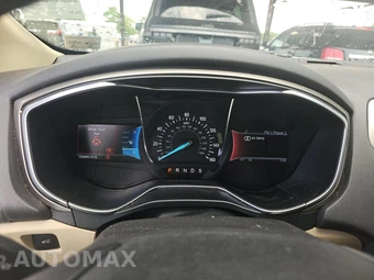 2014 Ford Fusion SE – miniatura 12