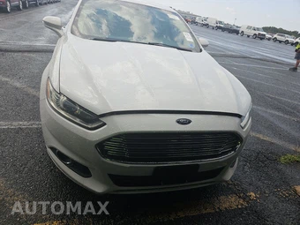 2014 Ford Fusion SE – miniatura 2