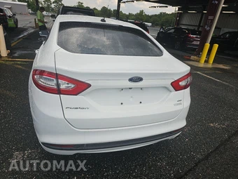 2014 Ford Fusion SE – miniatura 5
