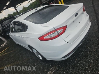 2014 Ford Fusion SE – miniatura 6