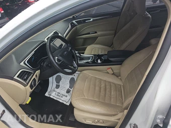 2014 Ford Fusion SE – miniatura 7