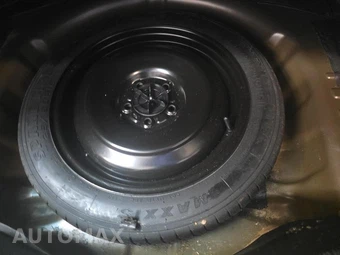 2014 Ford Fusion SE - miniatura 14