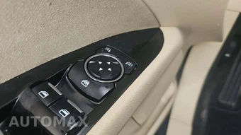 2014 Ford Fusion SE – miniatura 44