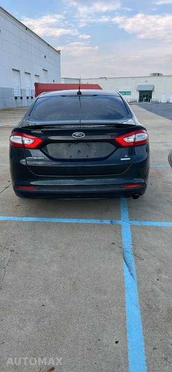 2014 Ford Fusion SE - miniatura 3