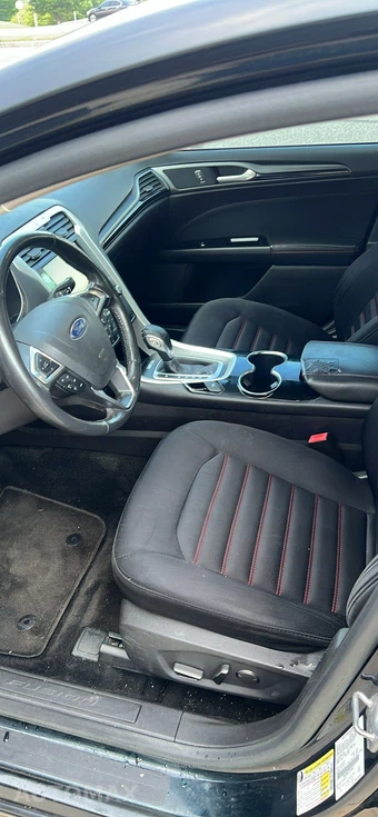 2014 Ford Fusion SE - miniatura 5