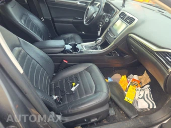 2014 Ford Fusion SE – miniatura 8